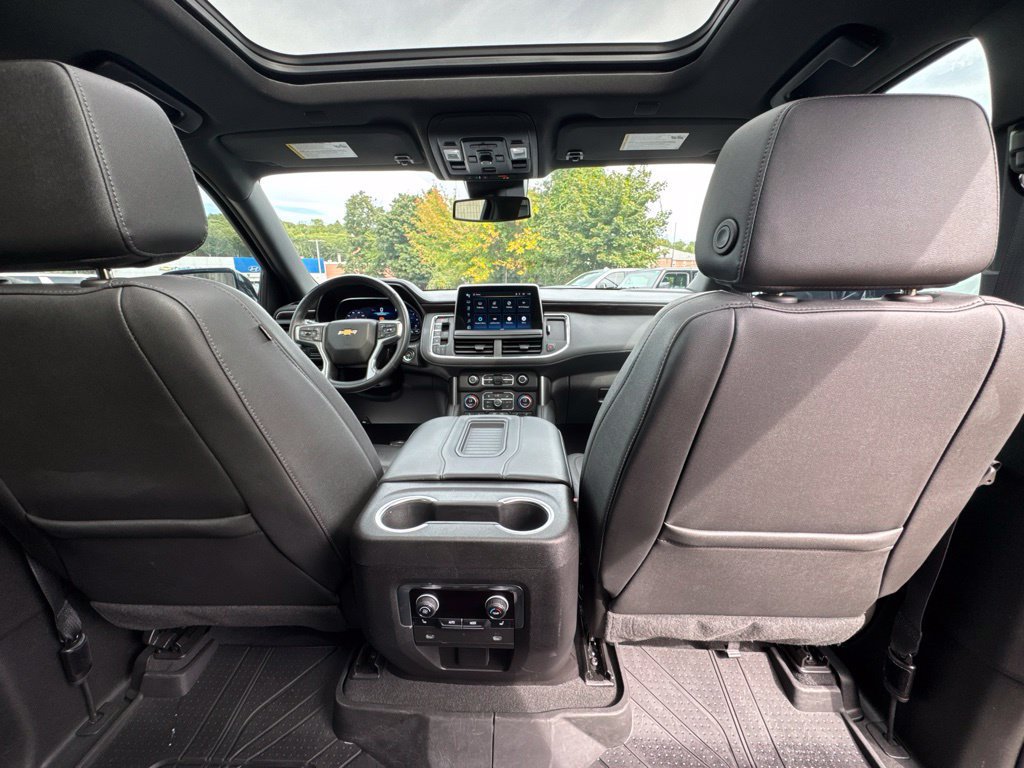 Used 2024 Chevrolet Tahoe LT w/ LT Signature Package AWD/4WD image 23
