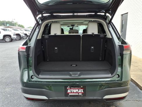 Used 2026 INFINITI QX60 Luxe w/ Cargo Package FWD image 5