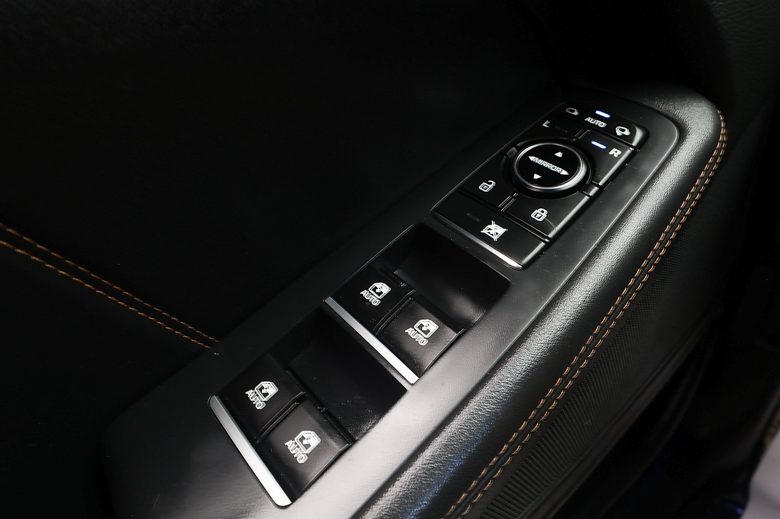 Used 2018 Genesis G80 3.3T Sport AWD/4WD image 35