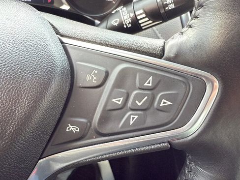 Used 2019 Chevrolet Equinox Premier AWD/4WD image 11