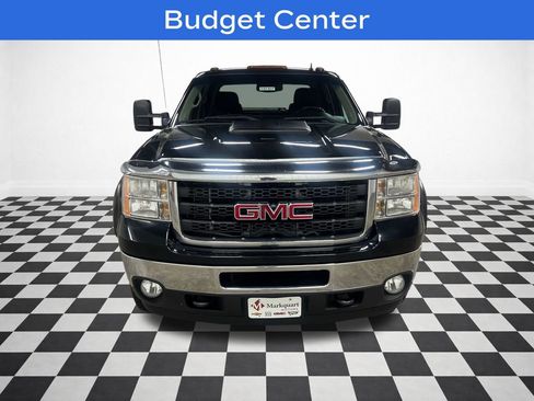Used 2011 GMC Sierra 2500 SLE AWD/4WD image 3