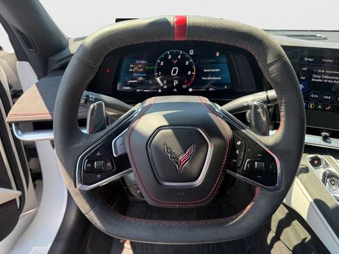 Used 2023 Chevrolet Corvette Stingray Premium Cpe w/ Z51 Performance Package RWD image 16