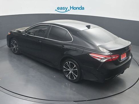 Used 2020 Toyota Camry SE image 22