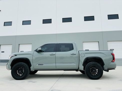 Used 2025 Toyota Tundra Platinum image 3