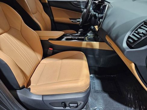 Used 2024 Lexus NX 250 FWD w/ Premium Package image 19