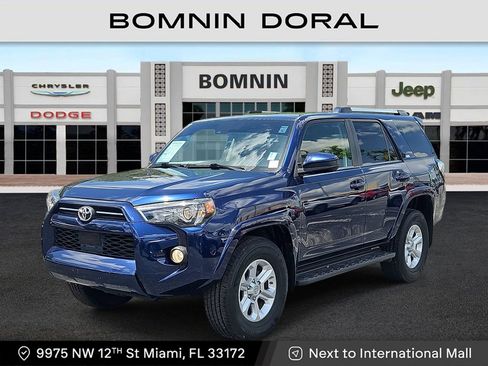 Used 2020 Toyota 4Runner SR5 image 1