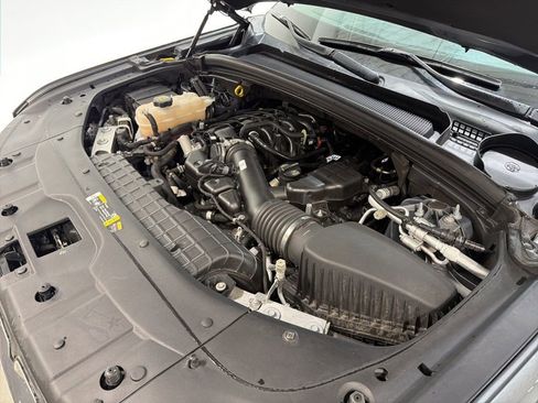 Used 2024 Jeep Grand Cherokee L Limited w/ Luxury Tech Group II image 11