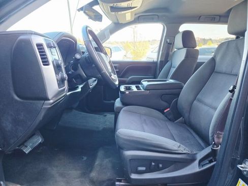 Used 2017 GMC Sierra 1500 SLE w/ SLE Value Package image 15