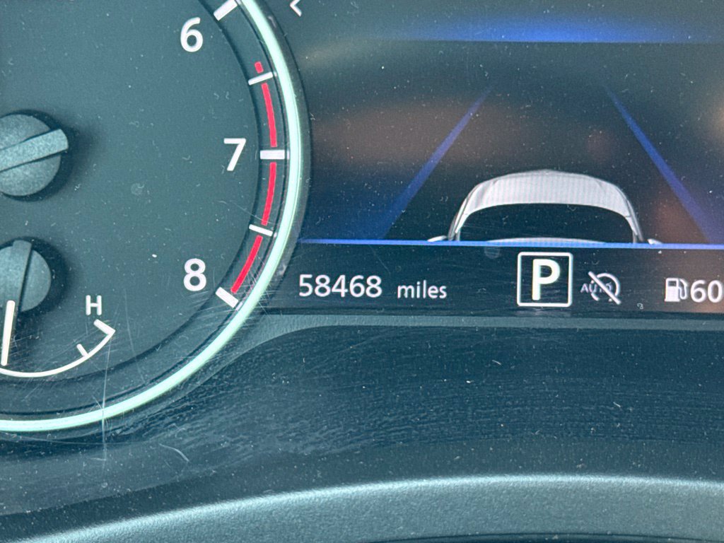 Used 2024 Nissan Sentra SV FWD image 17