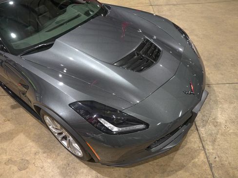 Used 2017 Chevrolet Corvette Z06 RWD image 33