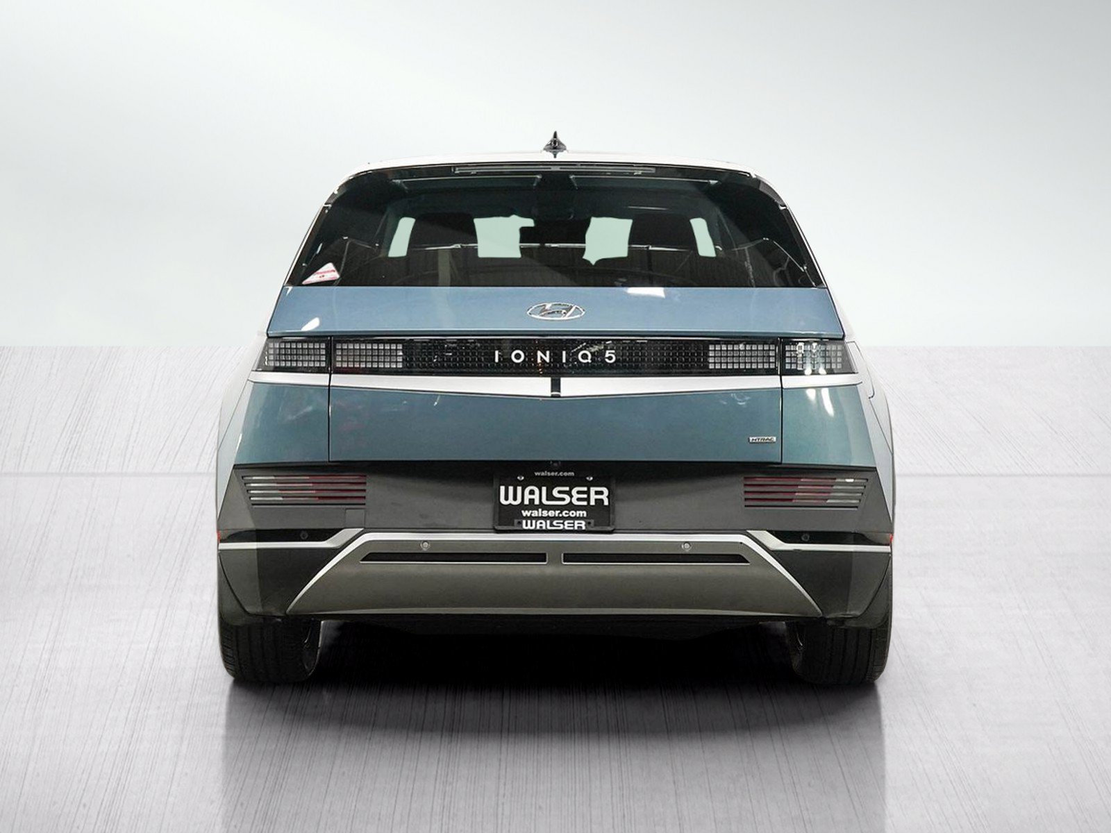 Certified 2024 Hyundai Ioniq 5 SEL AWD/4WD image 4