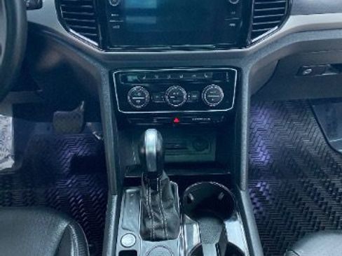 Used 2022 Volkswagen Atlas Cross Sport SEL w/ Cross Sport MDO Package AWD/4WD image 18