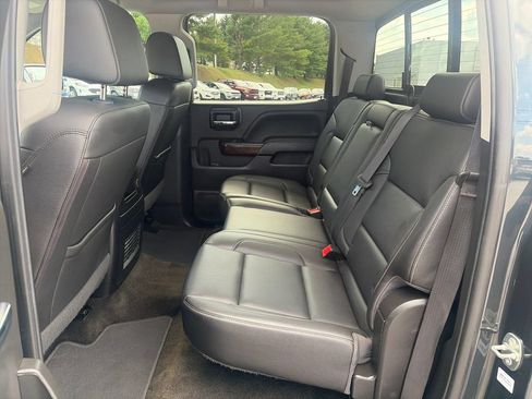 Used 2018 GMC Sierra 1500 SLT AWD/4WD image 25