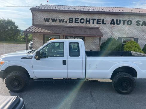 Used 2016 Ford F250 XL w/ Power Equipment Group AWD/4WD image 1
