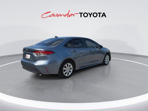 Certified 2025 Toyota Corolla LE image 8