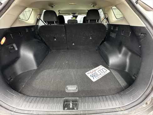 Used 2025 Kia Sportage LX FWD image 19