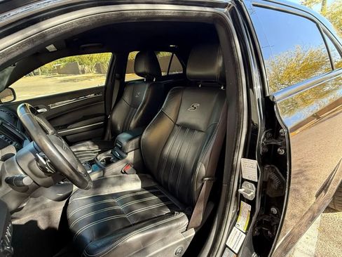 Used 2021 Chrysler 300 S image 38