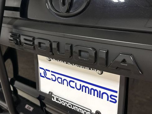 Used 2020 Toyota Sequoia TRD Pro AWD/4WD image 28