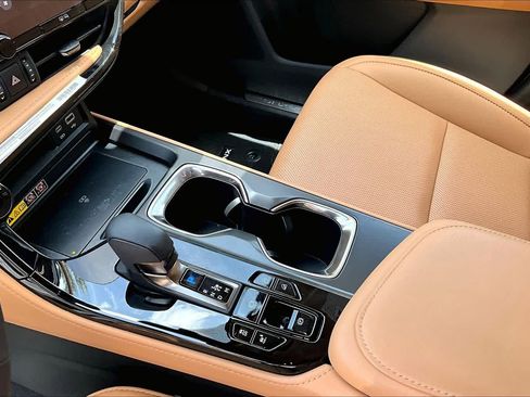 Used 2026 Lexus NX 350 AWD w/ Cold Area Package image 17