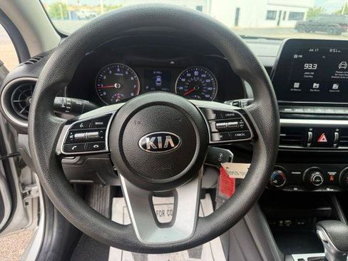 Used 2020 Kia Forte LXS FWD image 8
