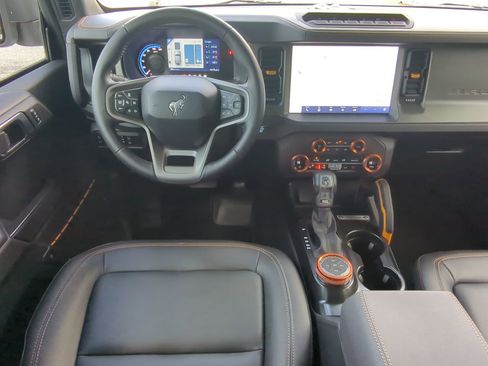 Certified 2024 Ford Bronco Badlands image 14