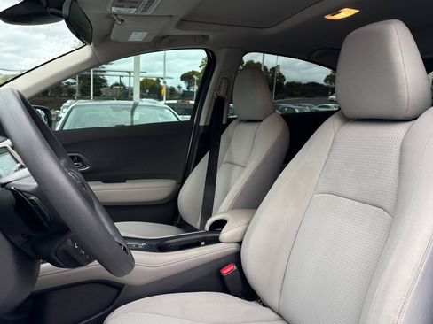 Certified 2022 Honda HR-V EX image 5