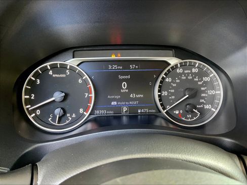 Used 2024 Nissan Altima 2.5 SR w/ SR Premium Package FWD image 13