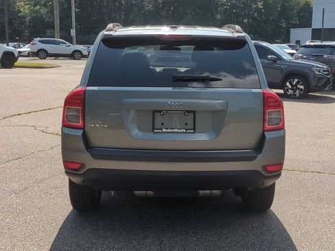 Used 2012 Jeep Compass Latitude AWD/4WD image 5