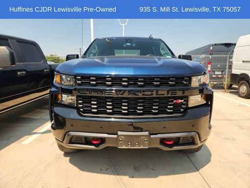 Used 2021 Chevrolet Silverado 1500 Custom Trail Boss w/ Safety Confidence Package AWD/4WD image 2