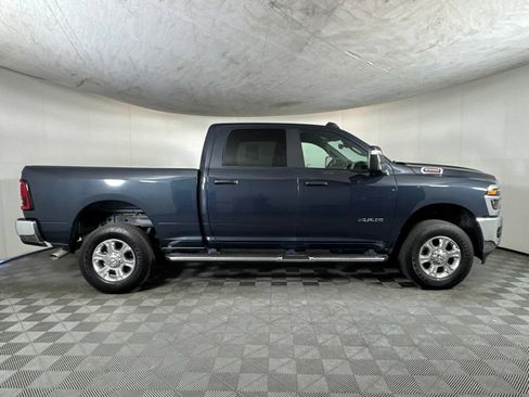 Used 2026 RAM 2500 Big Horn AWD/4WD image 4