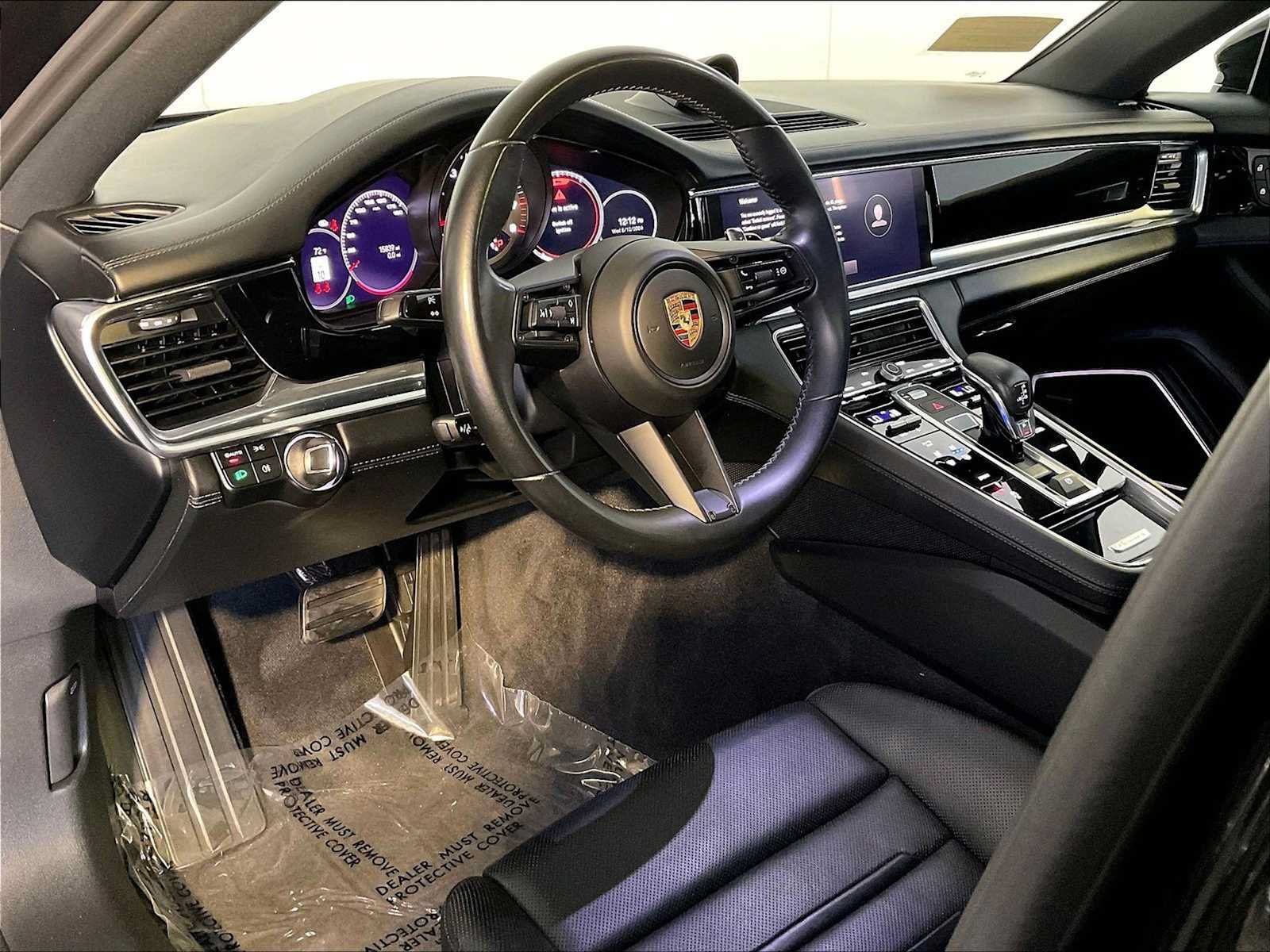 Certified 2023 Porsche Panamera 4 AWD/4WD image 4