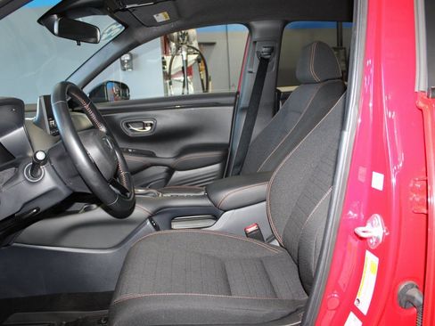 Certified 2025 Honda HR-V Sport image 12
