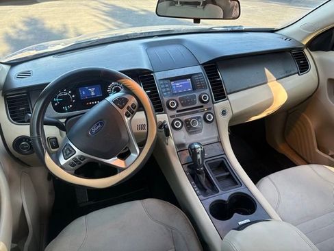 Used 2016 Ford Taurus SE image 20