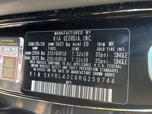 Used 2024 Kia Sorento S image 18