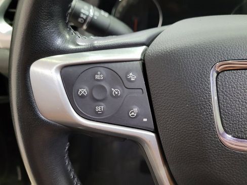 Used 2022 GMC Acadia SLT w/ GMC Pro Grade Package image 35