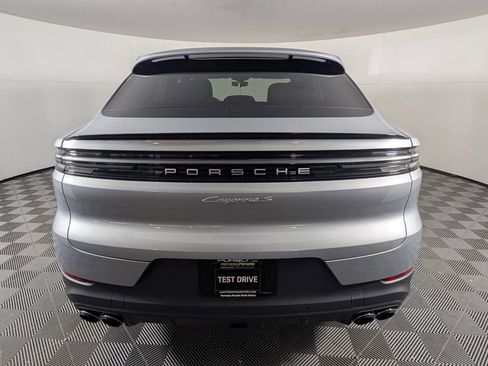 New 2026 Porsche Cayenne S image 6