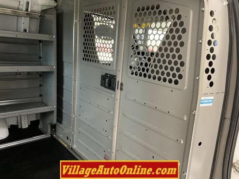 Used 2019 Chevrolet Express 2500 w/ Driver Convenience Package RWD image 33
