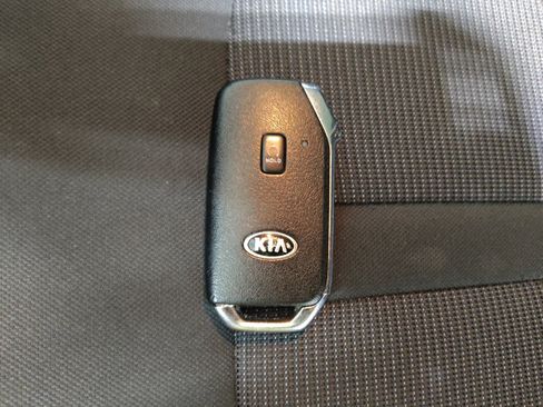 Used 2021 Kia K5 LXS FWD image 32