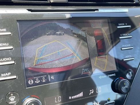 Used 2019 Toyota Camry XSE w/ Driver Assist Package FWD image 14