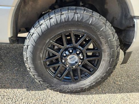 Used 2019 Ford F350 Lariat image 21