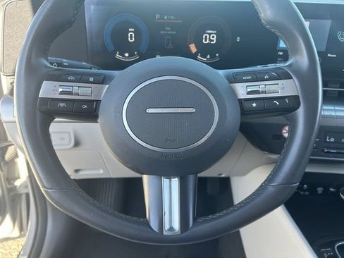 Used 2024 Hyundai Kona SEL AWD/4WD image 24