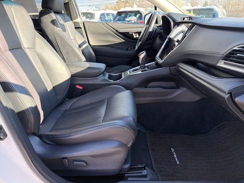 Used 2020 Subaru Outback Limited image 41