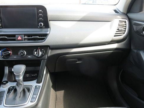 Used 2024 Kia Seltos LX AWD/4WD image 21