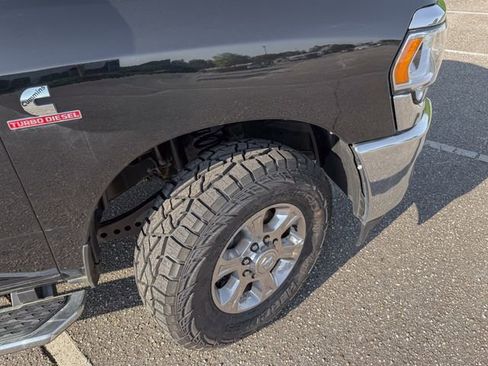 Used 2024 RAM 2500 Big Horn AWD/4WD image 11