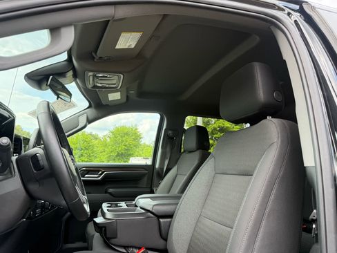 Used 2025 Chevrolet Silverado 1500 LT AWD/4WD image 20