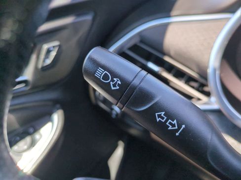Used 2020 Chevrolet Malibu LT FWD image 26
