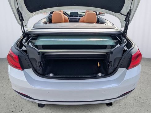 Used 2018 BMW 440i xDrive Convertible image 12