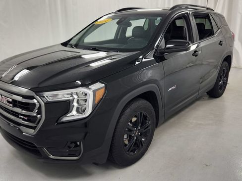 Used 2024 GMC Terrain AT4 w/ LPO, Floor Liner Package AWD/4WD image 7
