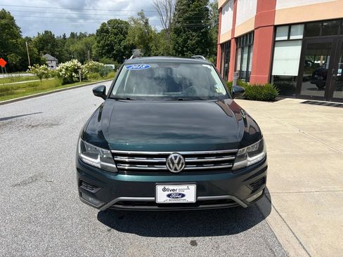 Used 2018 Volkswagen Tiguan SEL AWD/4WD image 2