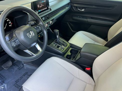 Used 2023 Honda CR-V EX image 4
